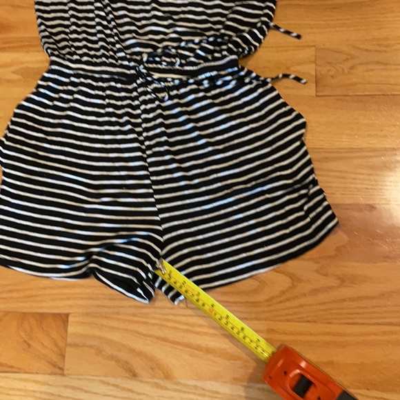 7th Roy Stripped Romper - Picture 4 of 5